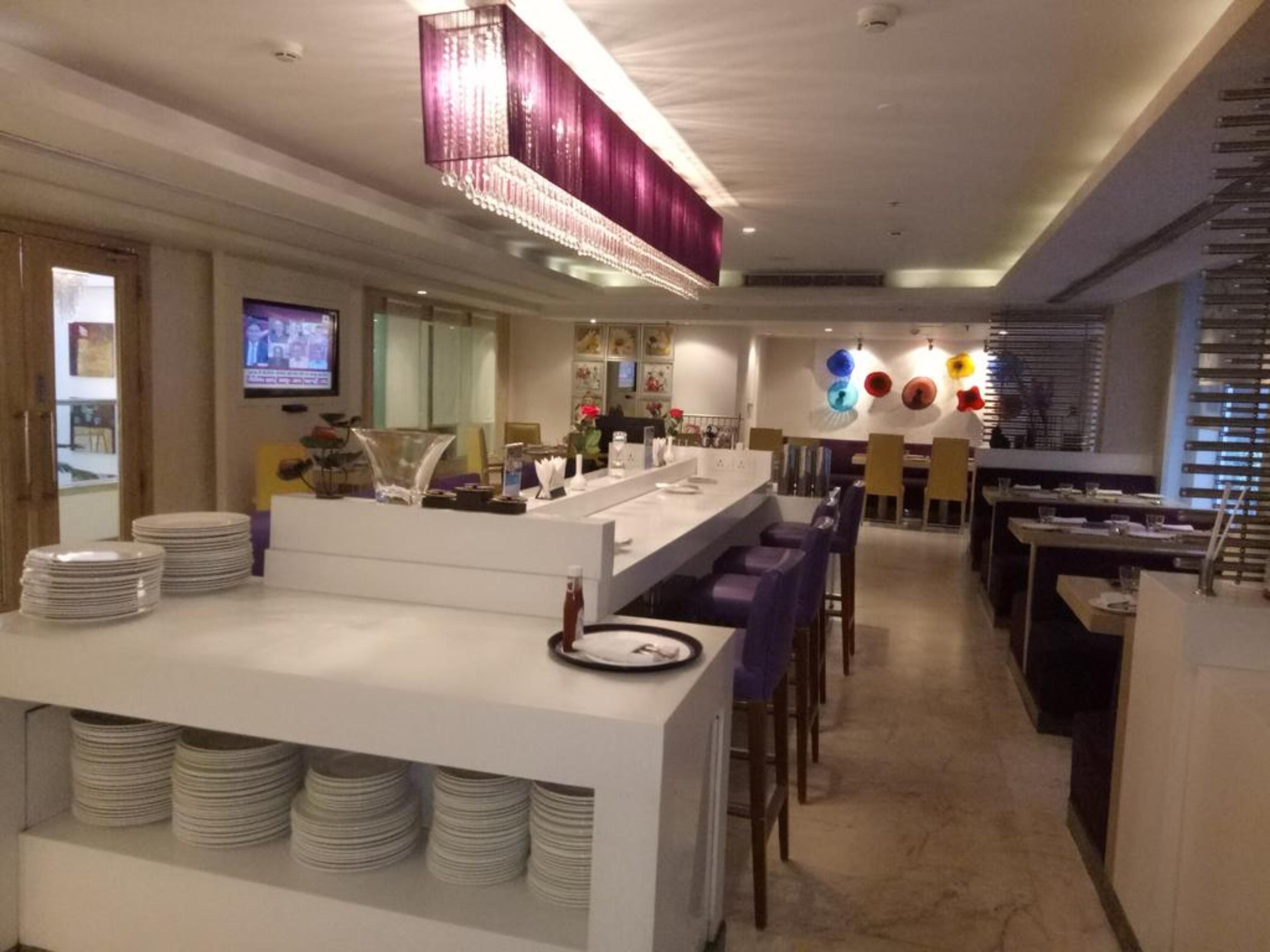 The Ashtan Sarovar Portico Nueva Delhi Exterior foto