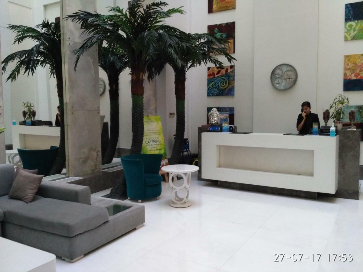 The Ashtan Sarovar Portico Nueva Delhi Exterior foto